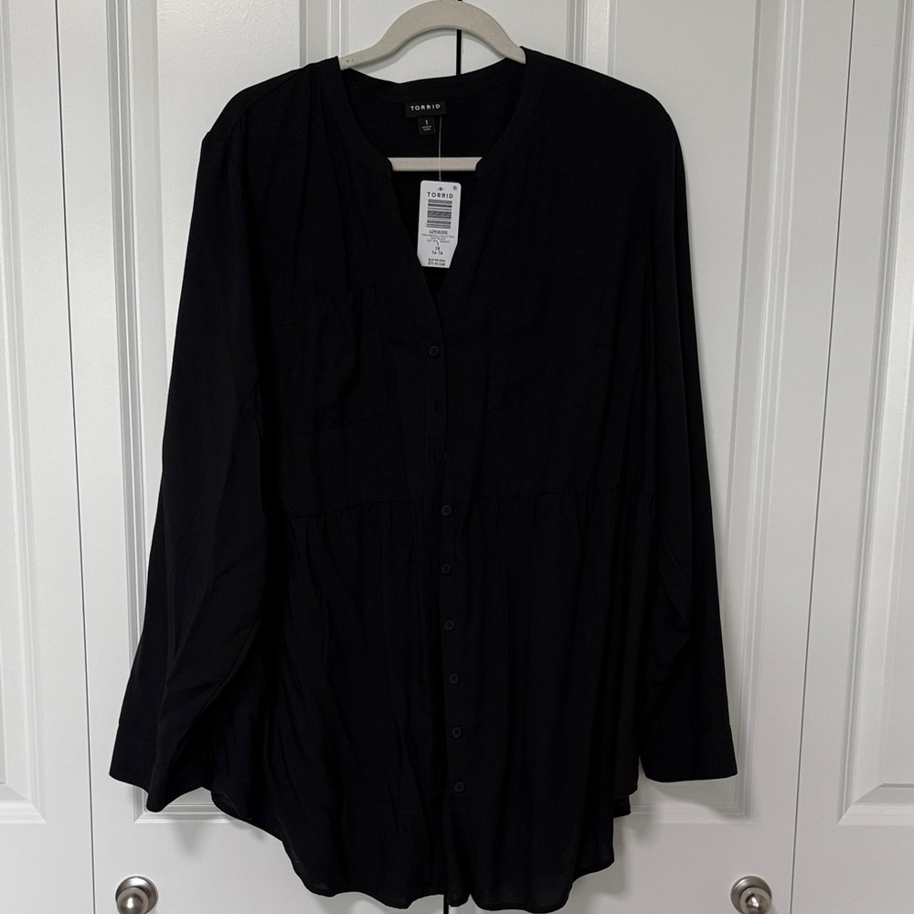 Torrid Classic Black Long Sleeve Blouse